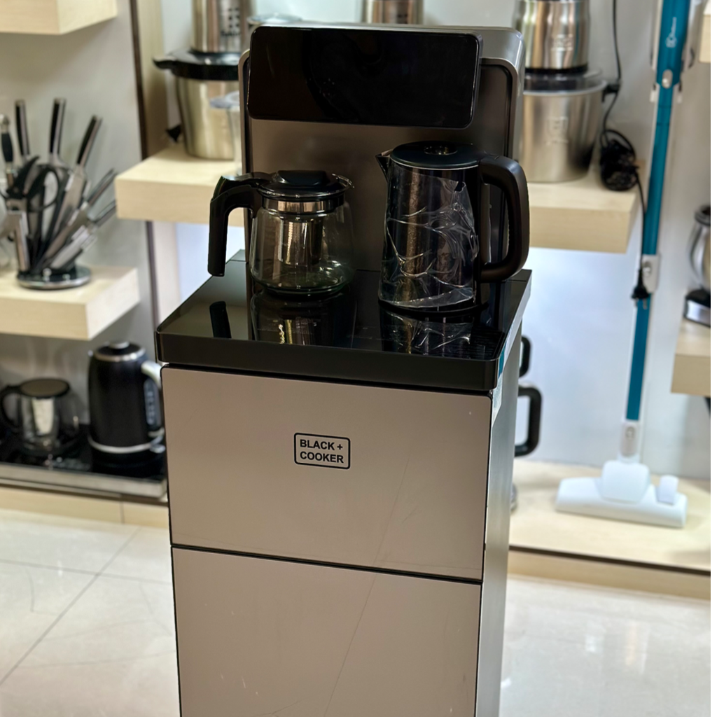 آبسردکن و چایساز بغل هم بلک کوکر مدل BC-C226